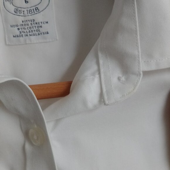 Brooks Brother's Women's 6 white cotton fitted button down up shirt blouse - Picture 14 of 16